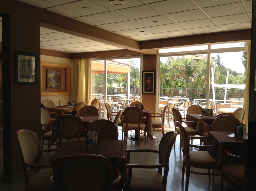 Valana Hotel Apartments Limassol Extérieur photo