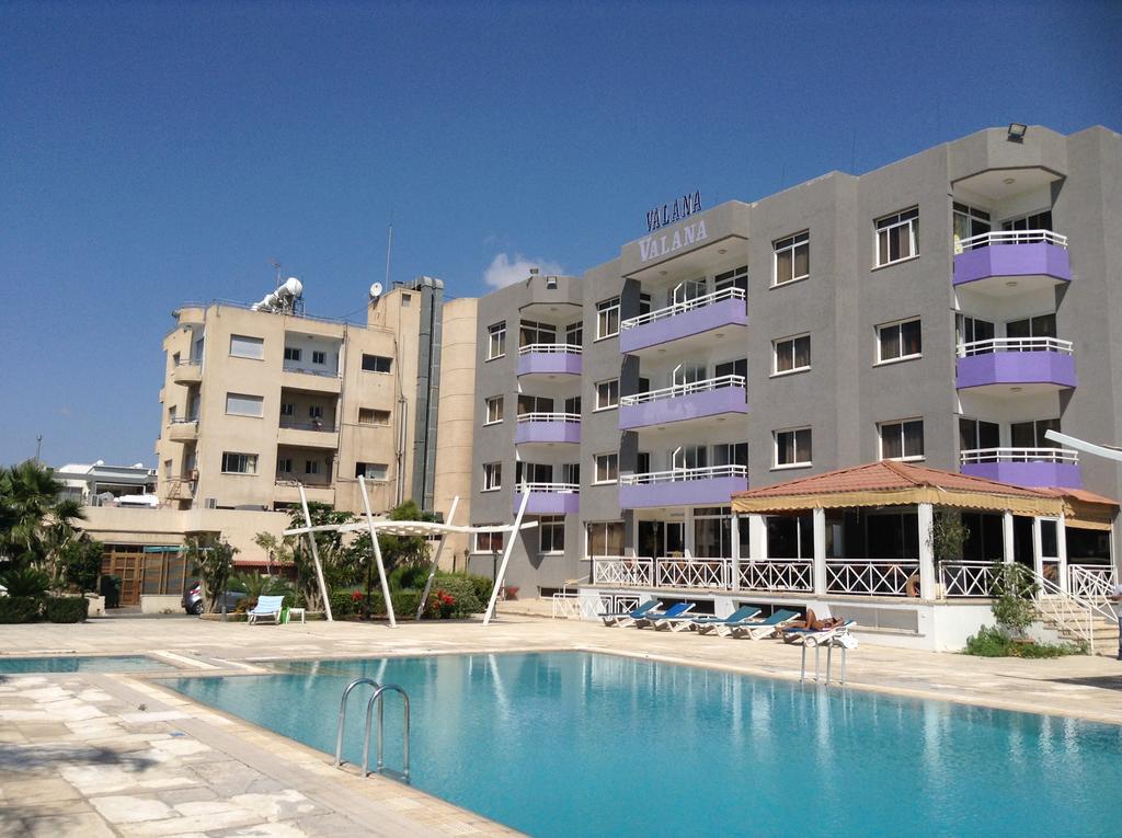 Valana Hotel Apartments Limassol Extérieur photo