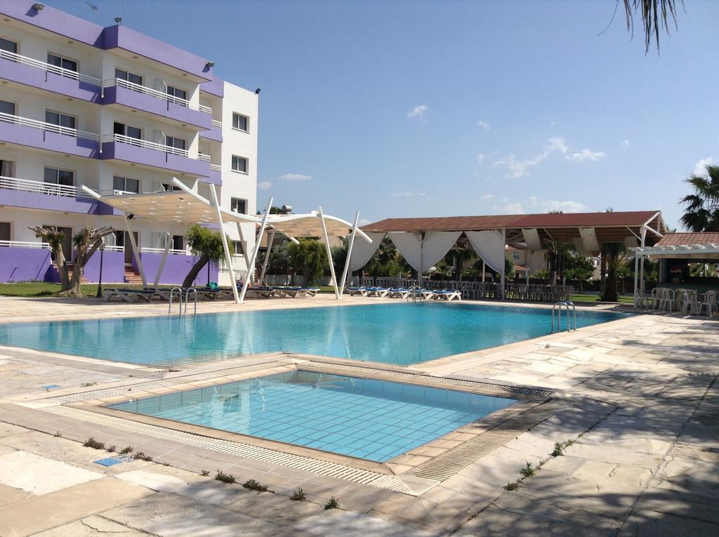 Valana Hotel Apartments Limassol Extérieur photo