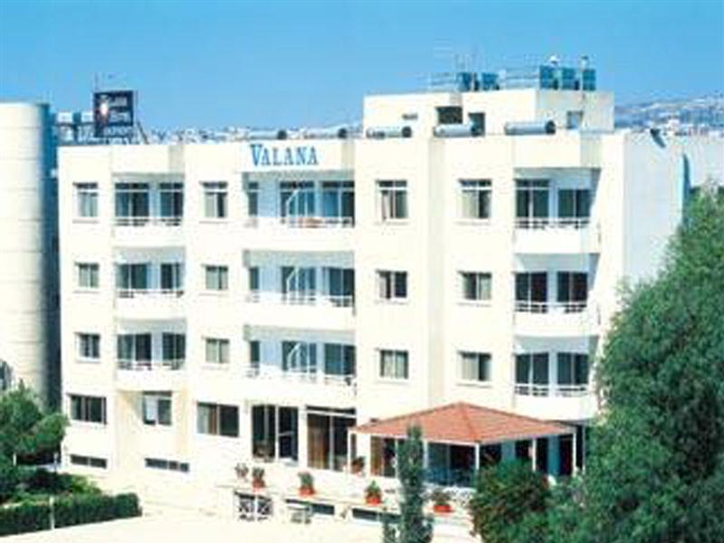 Valana Hotel Apartments Limassol Extérieur photo